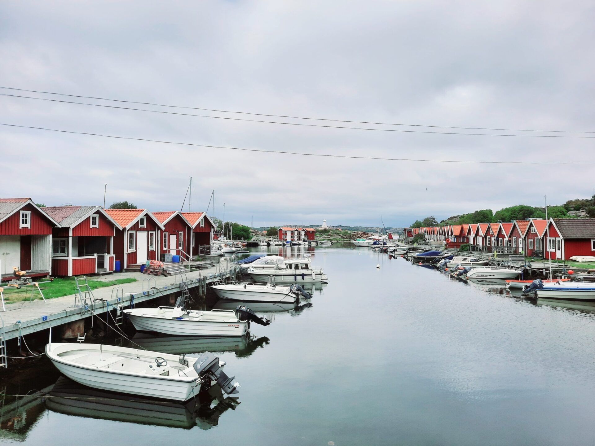 Port de l'île de Malmon et ses embarcations